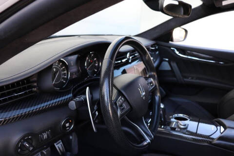 2022 Maserati Quattroporte Modena