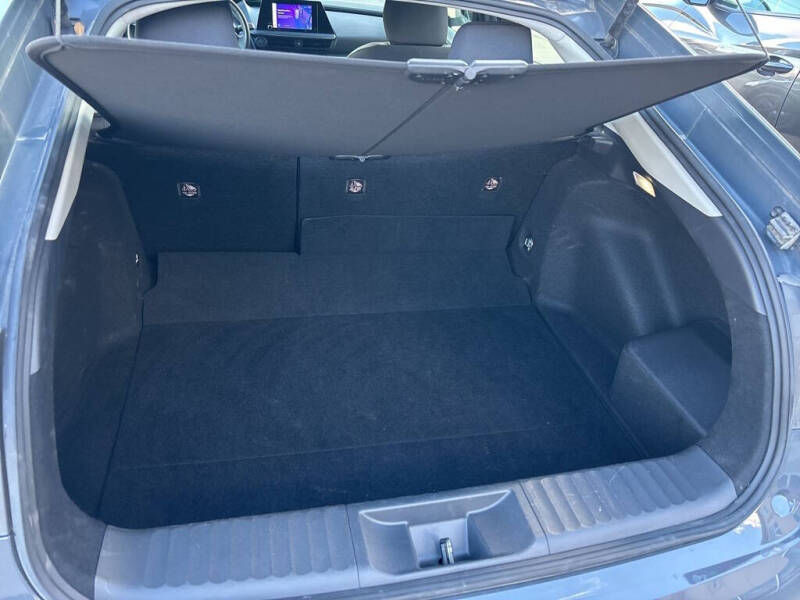 2024 Toyota Prius LE