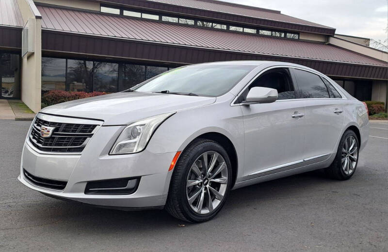 2016 Cadillac XTS Standard