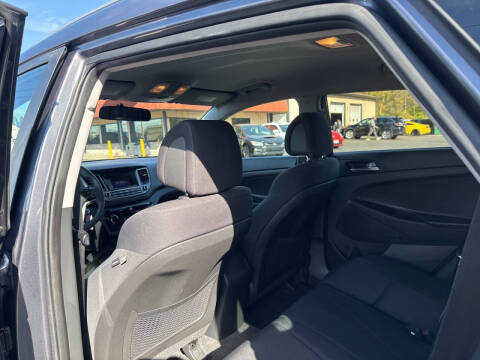 2017 Hyundai Tucson SE