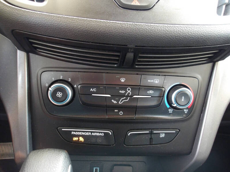 2019 Ford Escape S
