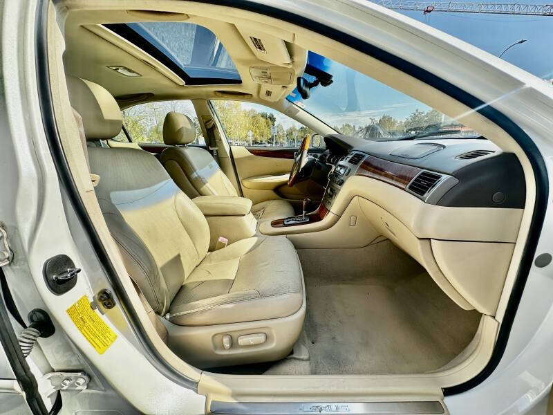 2005 Lexus ES 330