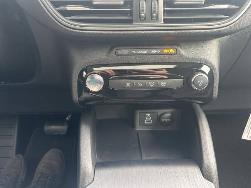 2025 Ford Escape Active