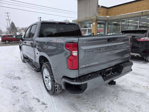 2021 Chevrolet Silverado 1500 Custom