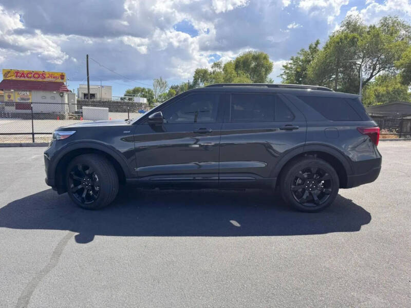 2023 Ford Explorer ST-Line