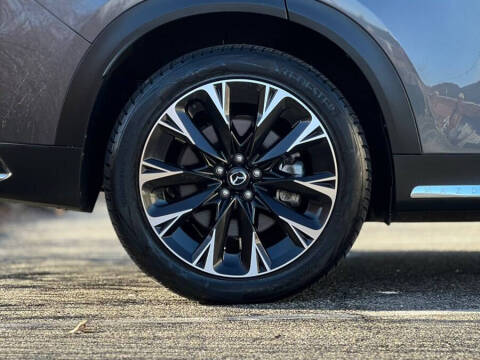 2024 Mazda CX-90 Plug-in Hybrid Premium