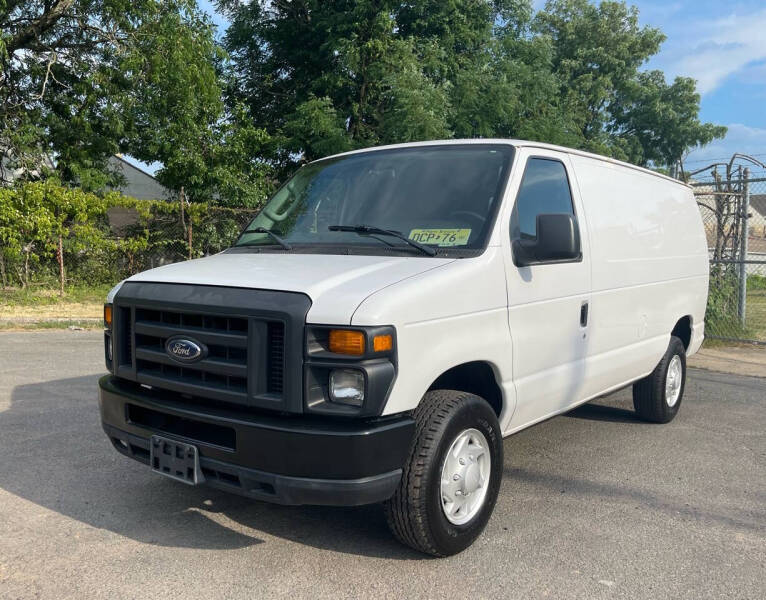 2014 Ford E-Series for sale at JDG AUTOMOTIVE GROUP in Hackettstown NJ
