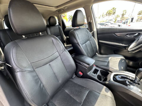 2015 Nissan Rogue SL