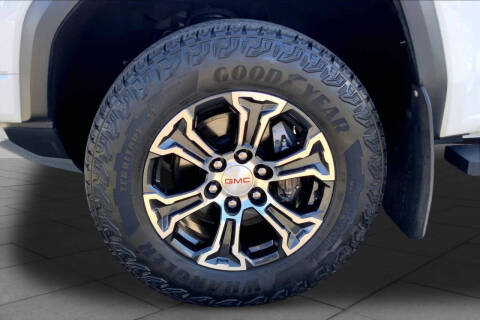 2023 GMC Canyon AT4