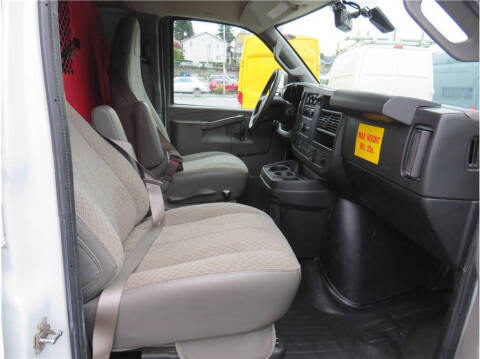 2020 Chevrolet Express 2500