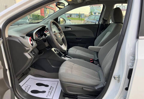 2019 Chevrolet Sonic LT Auto