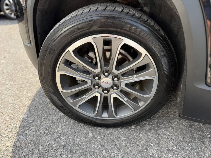 2017 GMC Acadia SLT-1