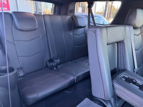 2016 Cadillac Escalade ESV Platinum