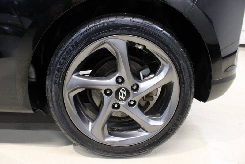 2019 Hyundai Veloster