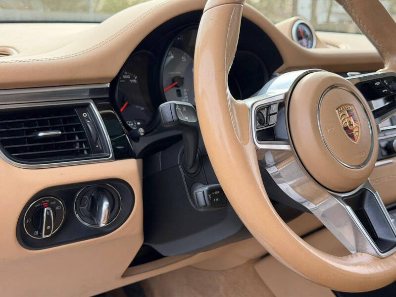 2015 Porsche Macan S