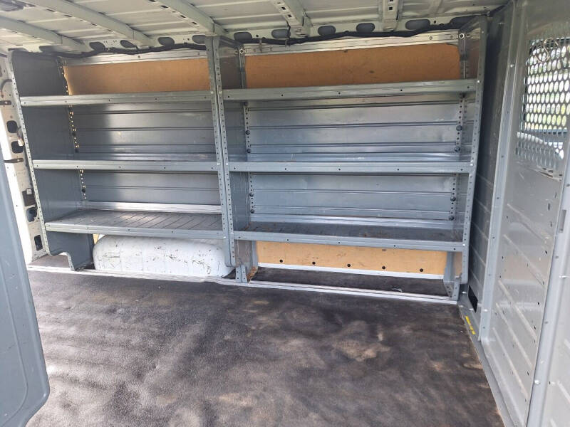 2015 Nissan NV 3500 HD SV