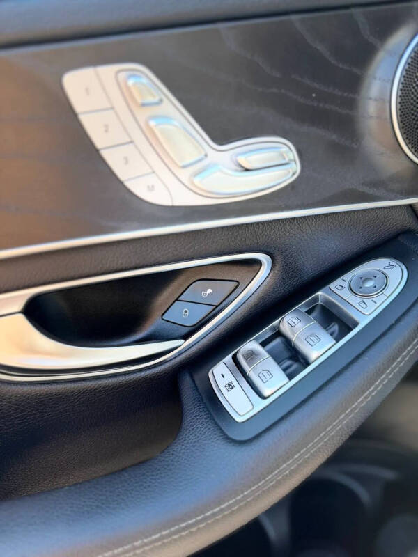 2016 Mercedes-Benz GLC GLC 300