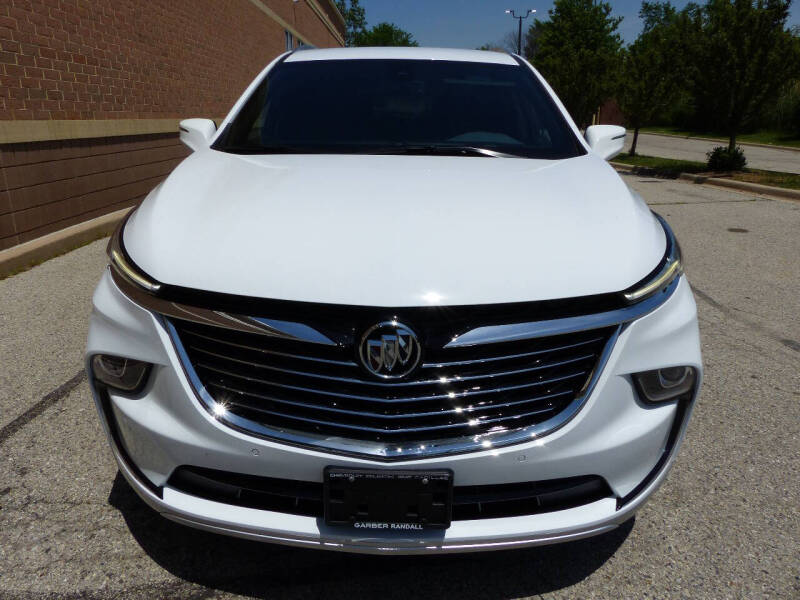 2023 Buick Enclave Essence