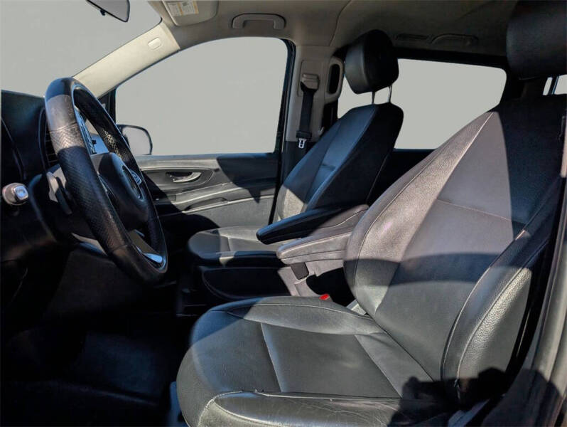 2020 Mercedes-Benz Metris Passenger