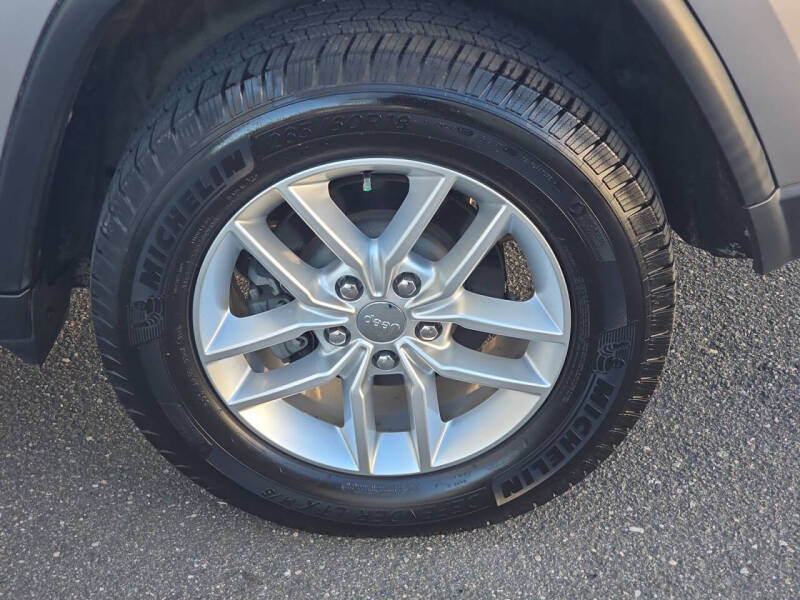 2017 Jeep Grand Cherokee Laredo