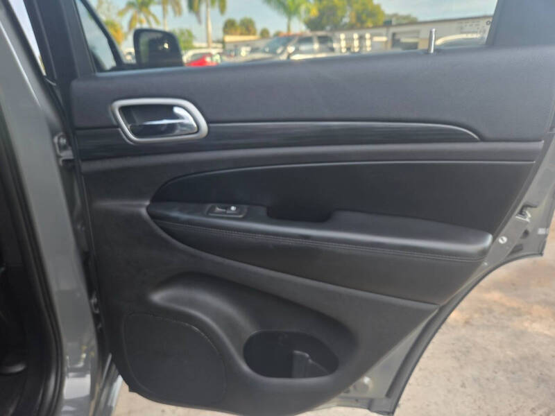 2019 Jeep Grand Cherokee Altitude