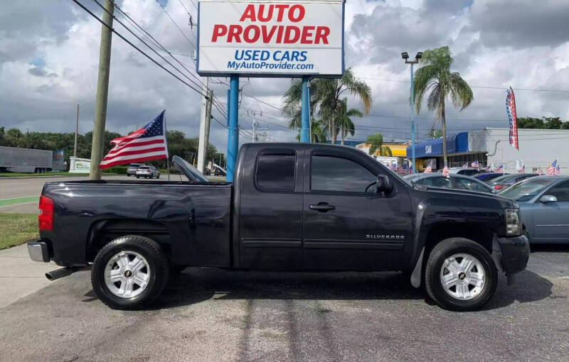 2010 Chevrolet Silverado 1500 LTZ photo 3