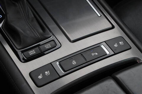 2015 Hyundai Genesis