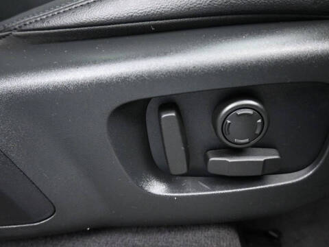 2024 Land Rover Range Rover Velar P250 Dynamic SE