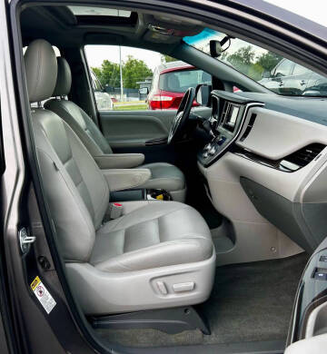 2016 Toyota Sienna