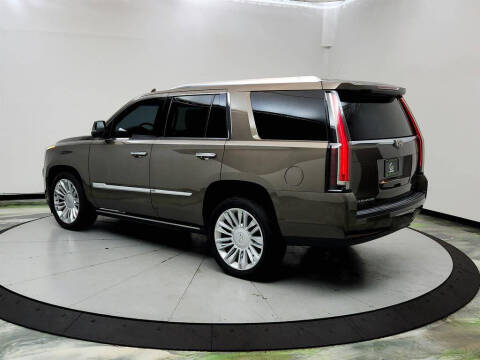 2016 Cadillac Escalade Platinum