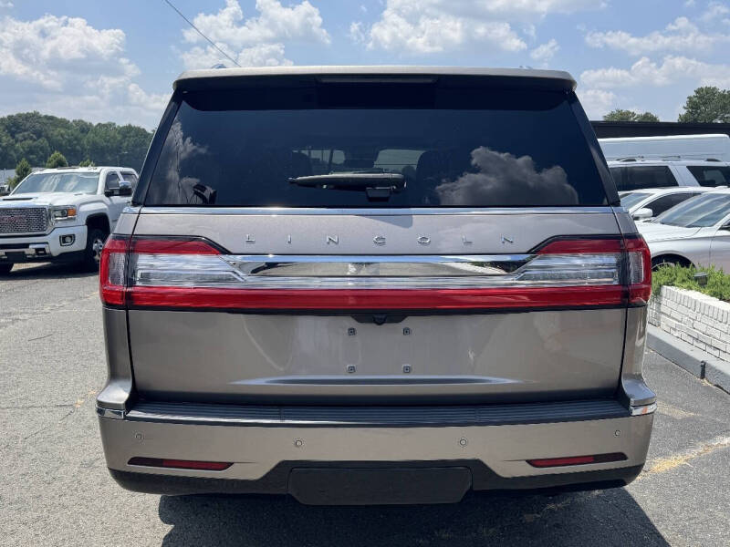 2018 Lincoln Navigator Select