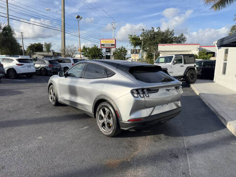 2021 Ford Mustang Mach-E Select
