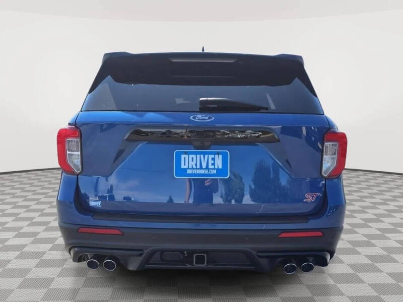2022 Ford Explorer ST