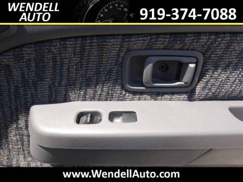 1999 Nissan Frontier SE