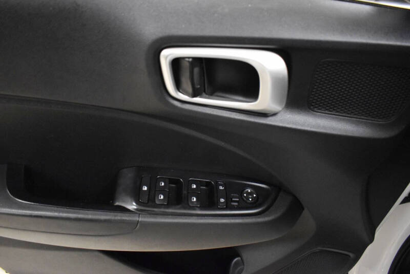 2021 Hyundai Venue SE