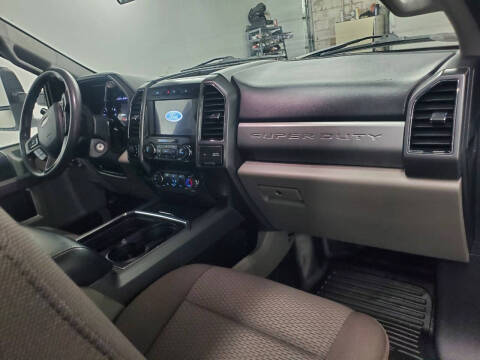 2022 Ford F-350 Super Duty XLT