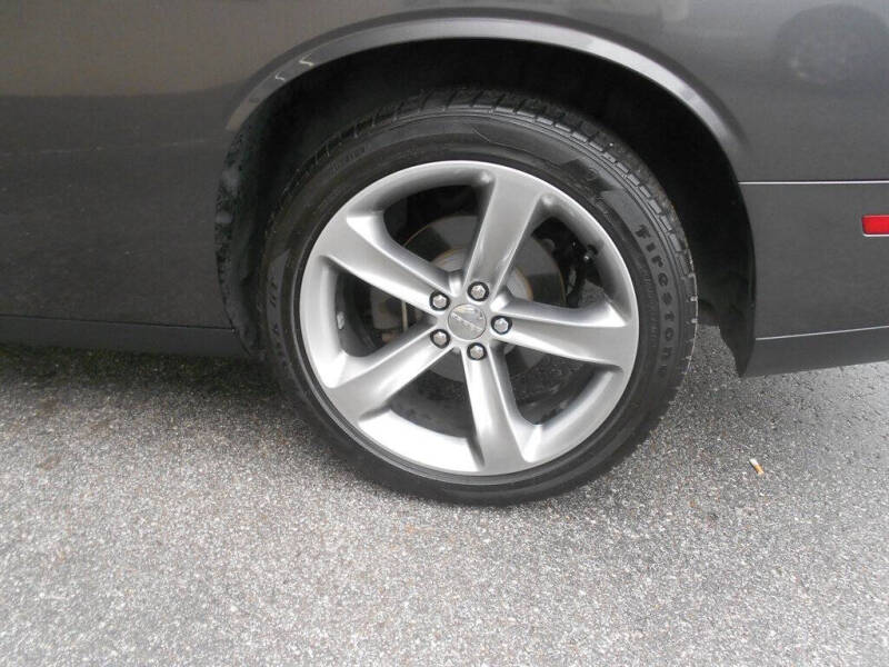 2015 Dodge Challenger SXT