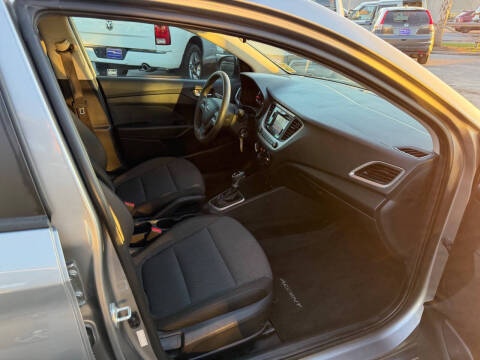 2021 Hyundai Accent SEL