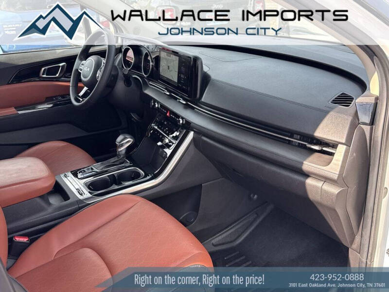 2022 Kia Carnival SX