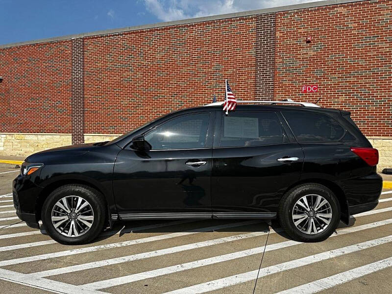 2017 Nissan Pathfinder S