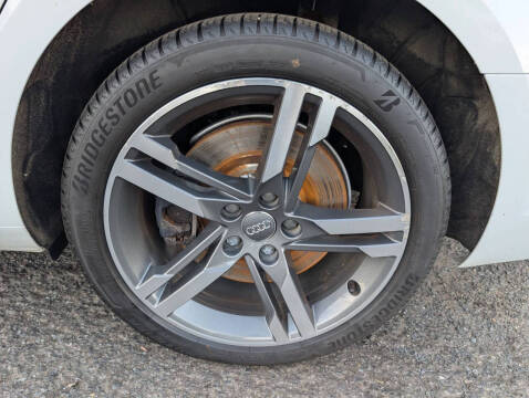 2017 Audi A4 2.0T quattro Premium Plus