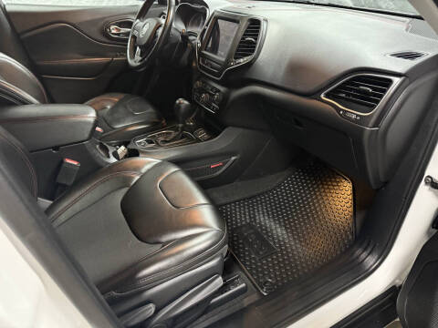 2020 Jeep Cherokee Trailhawk