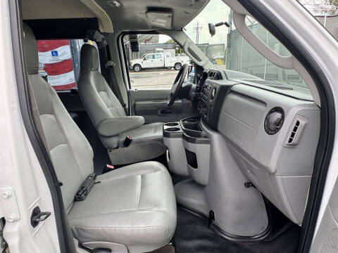 2013 Ford E-Series E-150