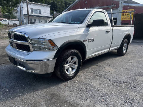 2014 RAM 1500 SLT