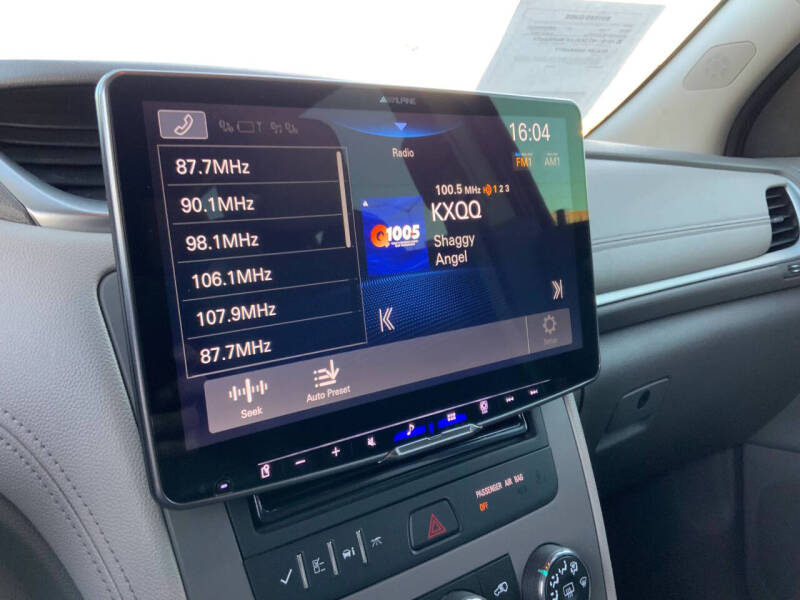 2017 Chevrolet Traverse LS