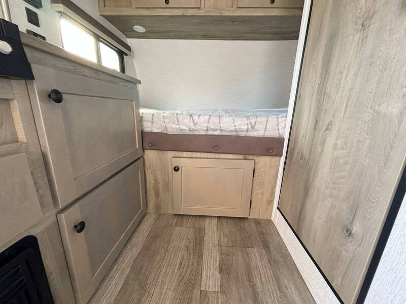 2026 Sunset Park RV Sunray