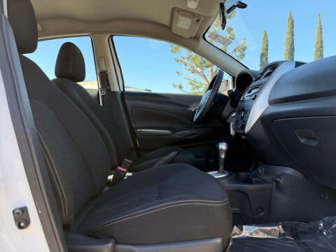 2018 Nissan Versa