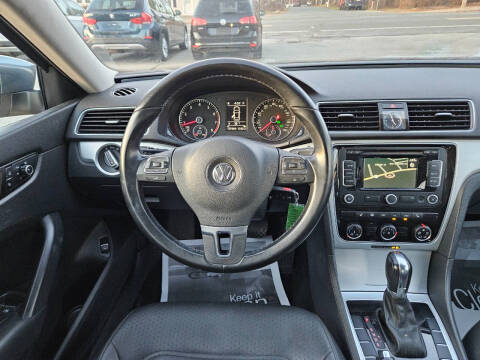 2013 Volkswagen Passat SE PZEV