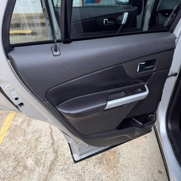 2011 Ford Edge SE