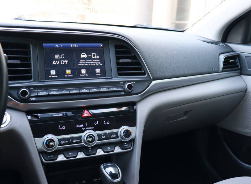 2020 Hyundai Elantra